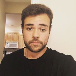 Meet your Posher, Alex